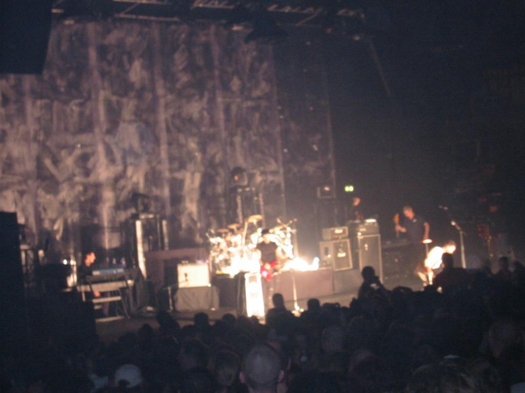 140-4043_IMG