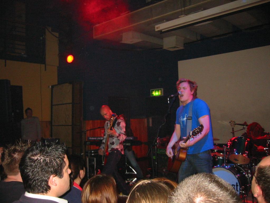 141-4194_IMG