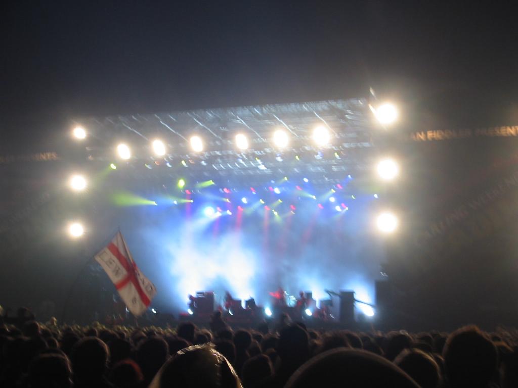 107-0749_IMG_The_Strokes
