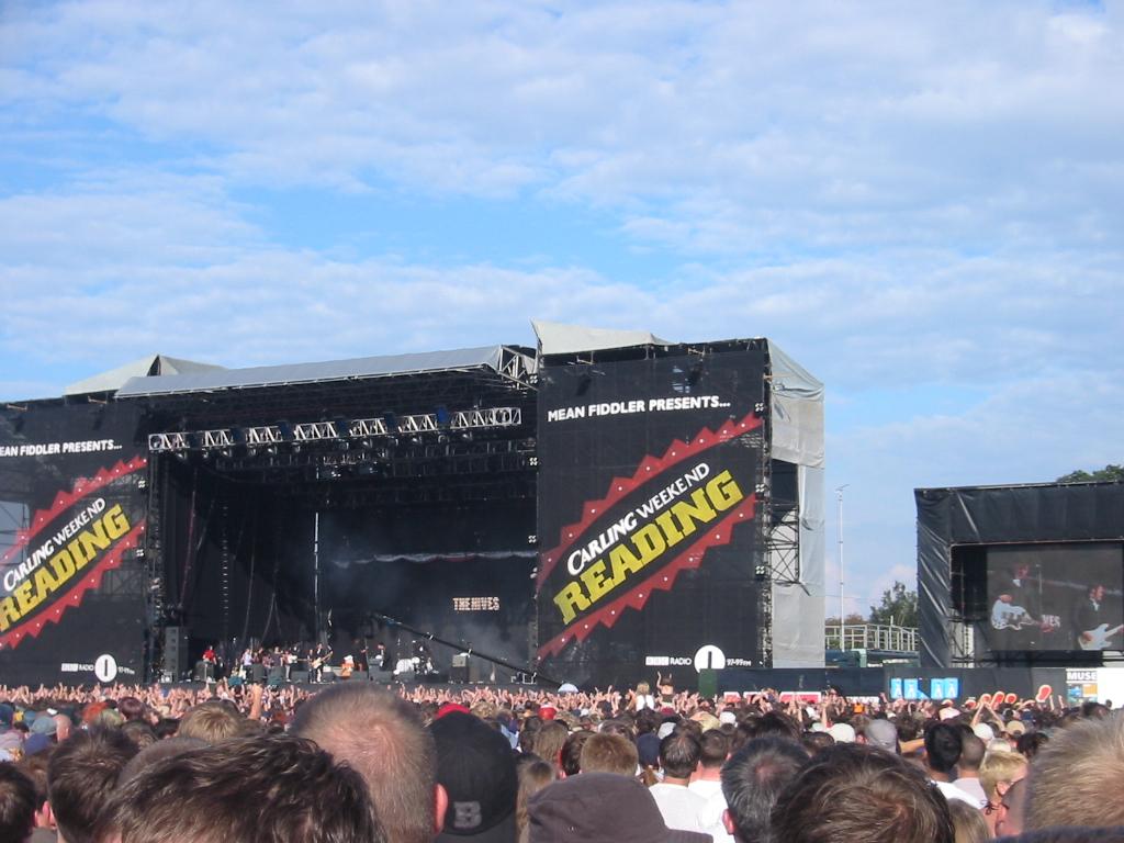 108-0819_IMG_The_Hives