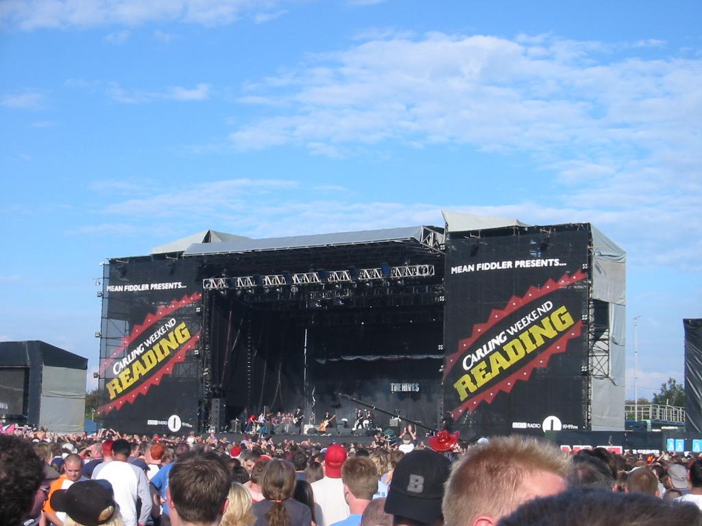 108-0822_IMG_The_Hives