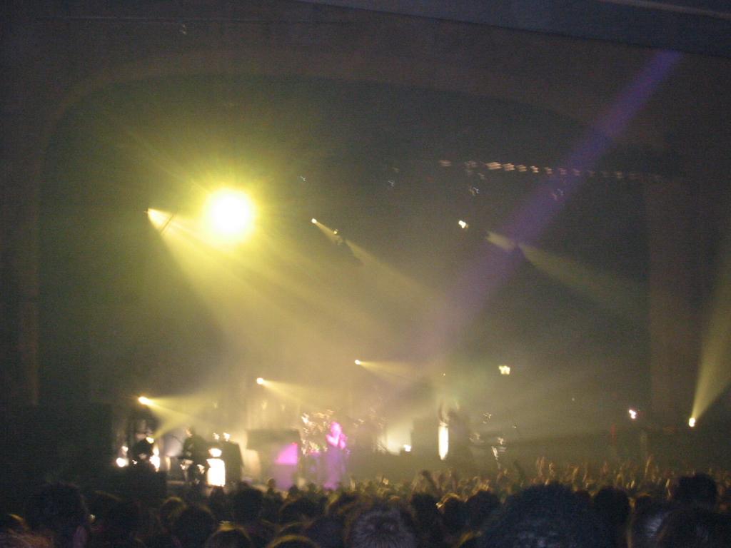 140-4049_IMG