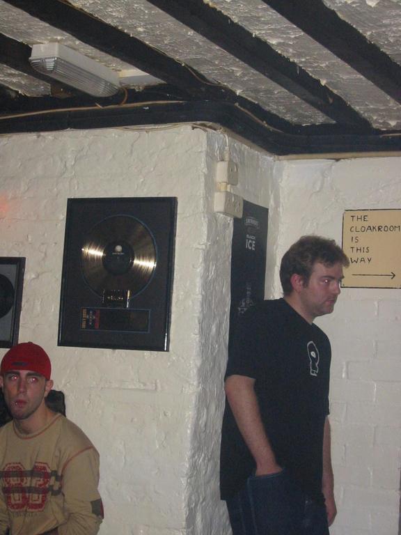 114-1404_IMG
