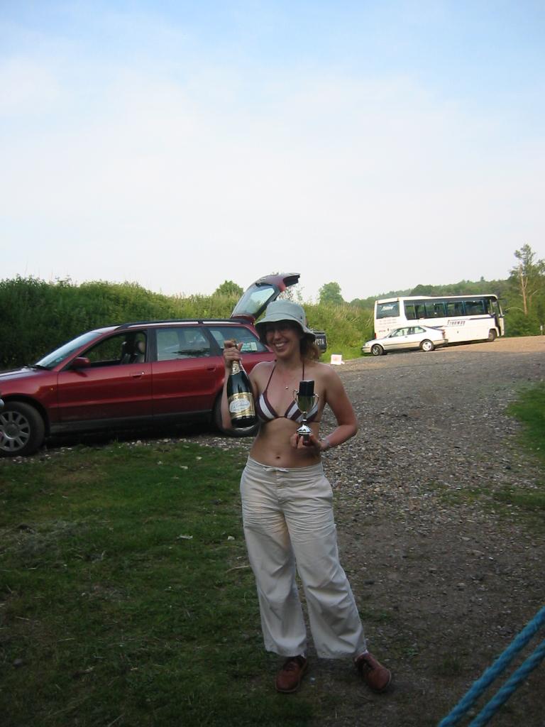 143-4338_IMG