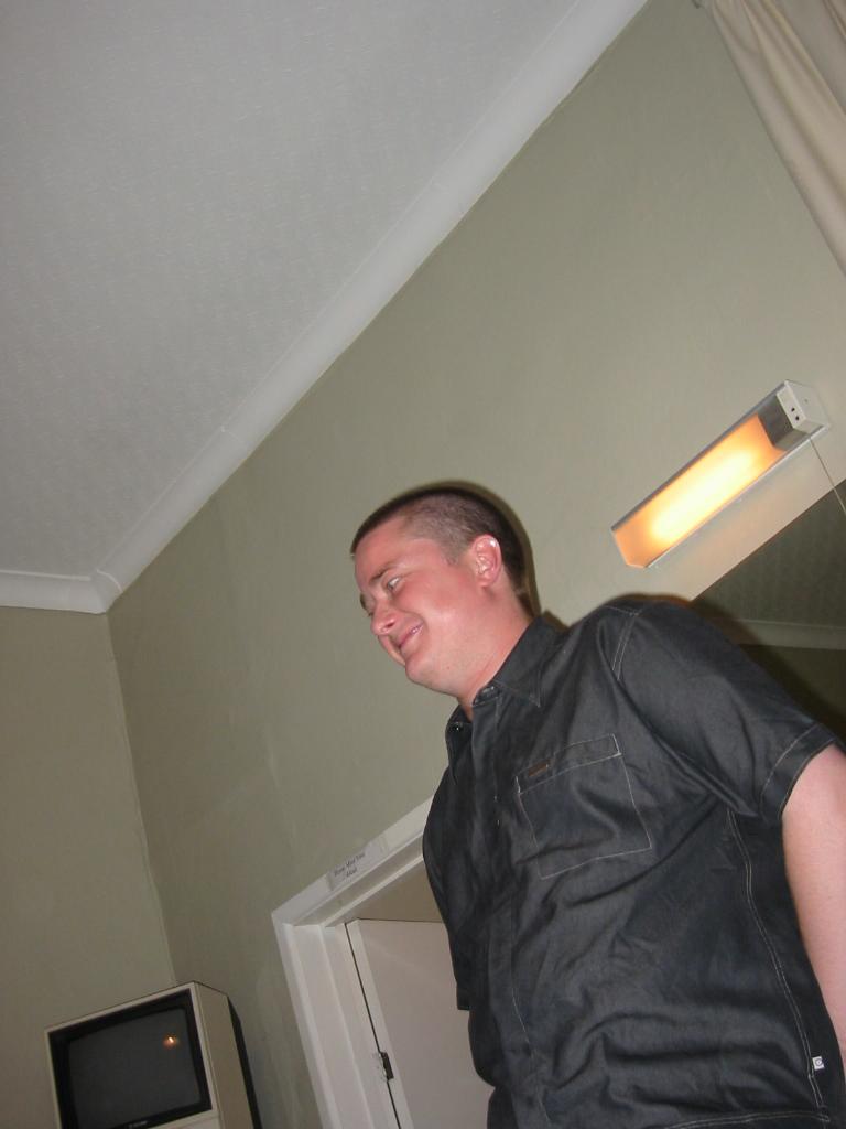 113-1369_IMG