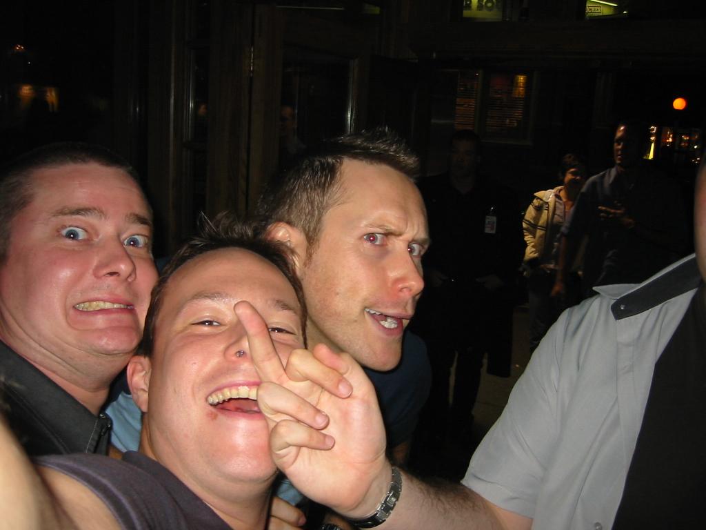 113-1372_IMG