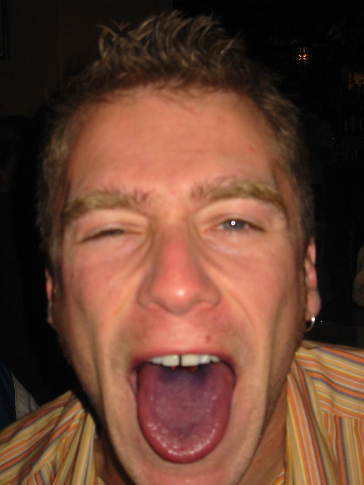 108-0877_IMG