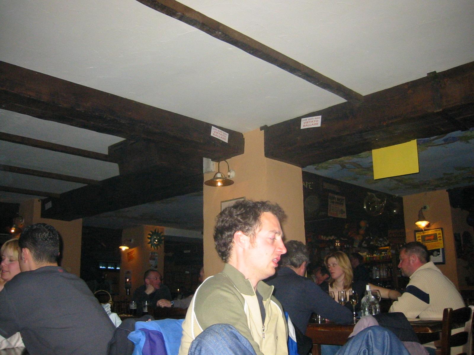 108-0879_IMG
