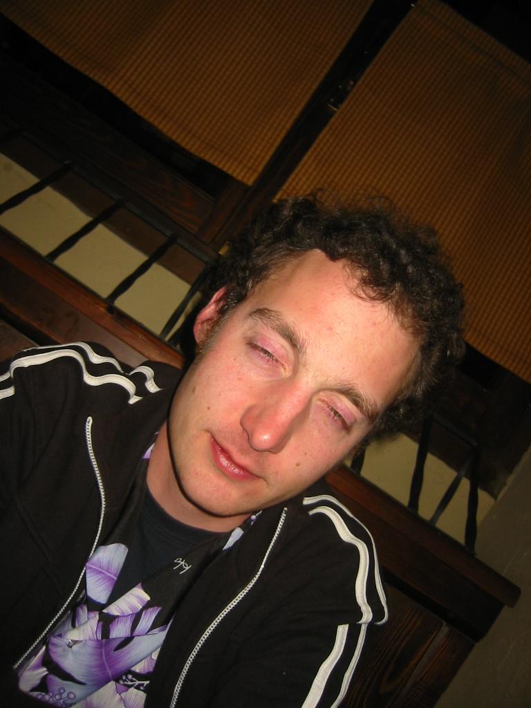 130-3065_IMG